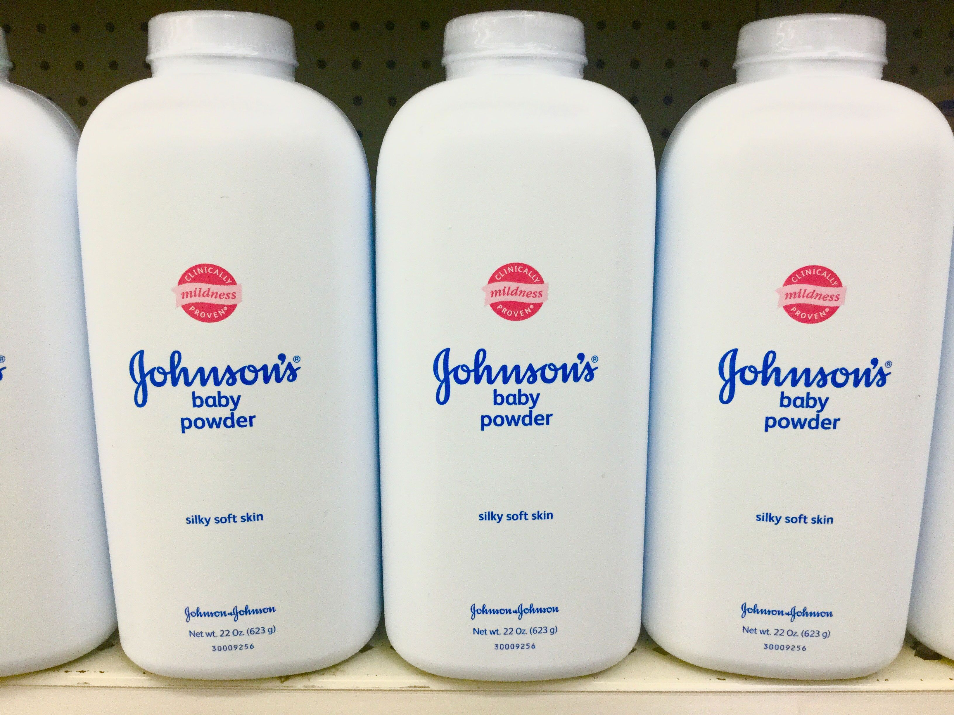 Srilanka banned on the imports of johnson baby powder